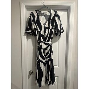 H&M Black and White Print Midi Dress Short Sleeve Wrap Style
